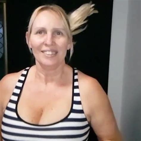 Bouncy Treadmill Mom Porn XHamster