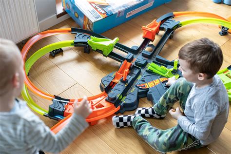 Hot Wheels Kolosalna Kraksa Recenzja Allegro Pl