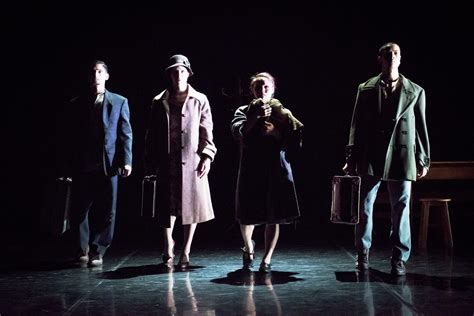 The celebrity theatre phoenix has a surprising revolving stage 2