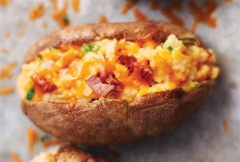 Twice Baked Potatoes With Bacon And Cheddar Recipe Leites Culinaria