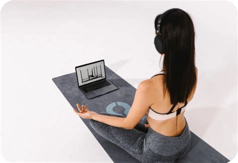 Онлайн йога, видео уроки от 475 руб в месяц, тренировки с EVO8 - evo8.ru