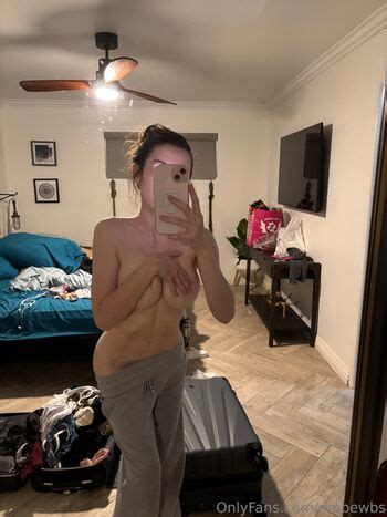 Emmia Emilliensfw Milliensfw Leaked Nude Onlyfans Shemaleleaks