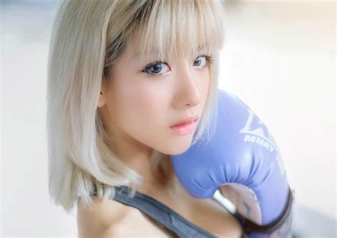 Hot Girl Nhan sắc gây tranh cãi của hot girl mới nổi tại Thái Lan