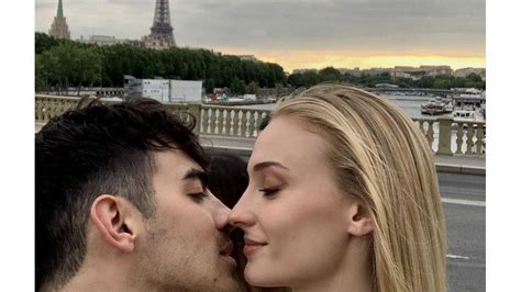 Sophie Turner And Joe Jonas Kiss In Paris Ahead Of Second Wedding 8days