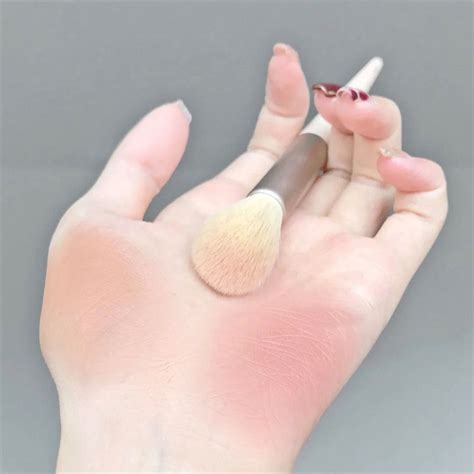 Bảng phấn mắt màu tông nude lì làm đẹp đơn giản phù hợp cho nữ sinh BigBuy360 bigbuy360 vn