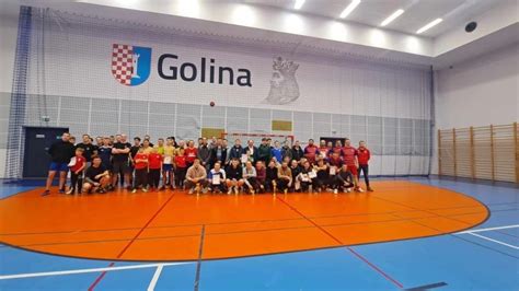 Sportowa solidarność w Golinie Piłkarskie turnieje i pomoc dla Nikosia