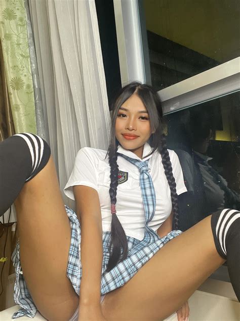 Someone Said I M Too Small To Be Hot And I Ll Only Ever Be Cute Was He Right R Asianhotties