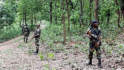 Two Security Personnel Killed In Jharkhands Chatra In Encounter With