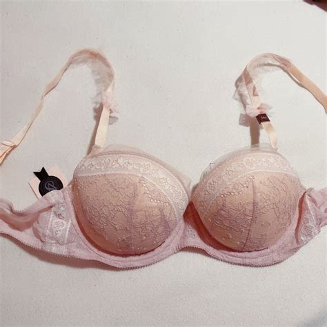 Victoria S Secret Intimates Sleepwear Victorias Secret Very Sexy Nude Bra Panty Set C