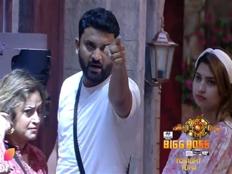 Bigg Boss Day Abhishek Navid And Mannara Nominated For Eviction