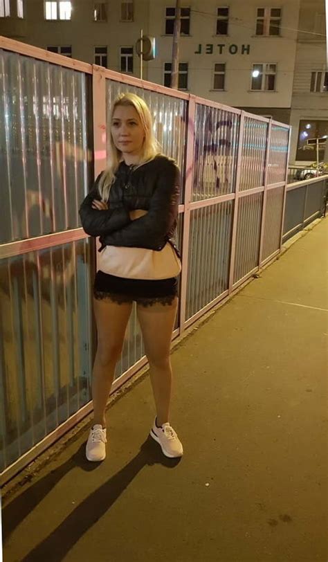 Tombul Yasli Anneler Olgun Kadin Mature Granny Mom Turk Evli