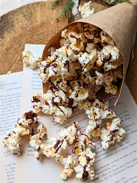 Dairy Free Dark Chocolate Popcorn - Phoenix Vegan Dietitian