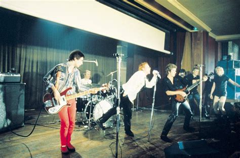 Sex Pistols Live At Notre Dame De France London In November Vintage Everyday