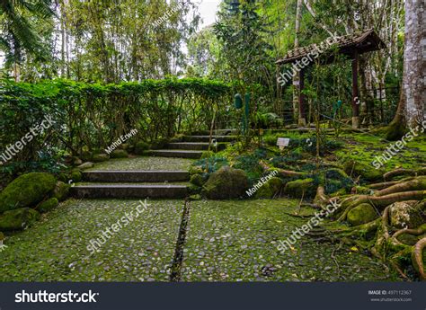 Entrance Japanese Village Bukit Tinggi Pahang Stock Photo 497112367