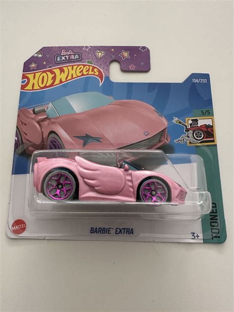 Hope Ozkan Adl Kullan C N N Hot Wheels Panosundaki Pin Kendin Yap Anahtarl K Oyuncak Araba