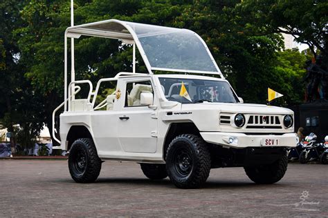 Pindad Maung MV3 Popemobile Dashing With Accelera M T 01 Tires