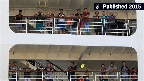 Migrants in Kos Inspire Both Hospitality and Anger in Greeks - The New