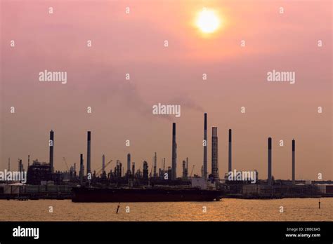 Oil Terminal In Singapore Harboursingaporeasia Stock Photo Alamy