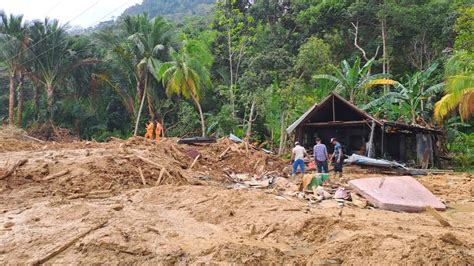 Operasi Pencarian Korban Tanah Longsor Kecamatan Serasan Natuna