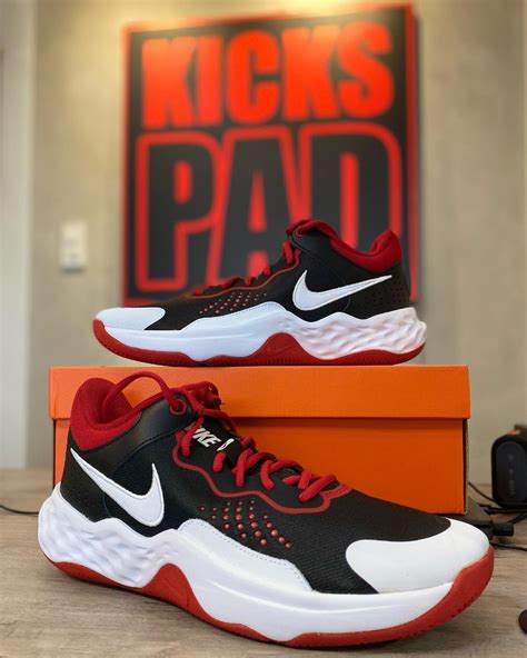Nike Fly By Mid 3: Black Gym Red Power