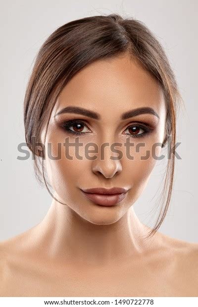 Close Portrait Brunette Nude Model Girl Stock Photo Shutterstock