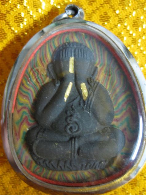 Buraphajan Thai Amulets Phra Pidta Jumbo W 3 Gold Tarkut Nur Phong