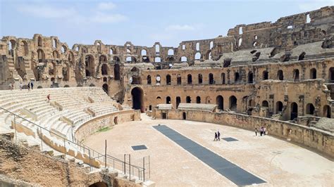 El Djem: Third Largest Amphitheater of the Roman Empire – The Vegan