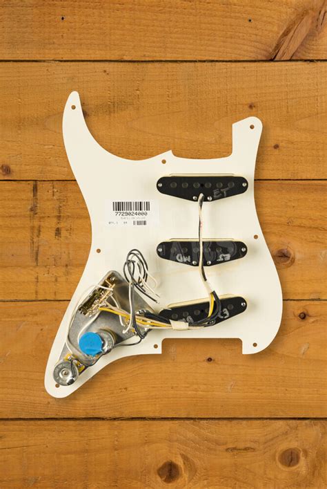 Fender Accessories Eric Johnson Signature Pre Wired Strat Pickguard