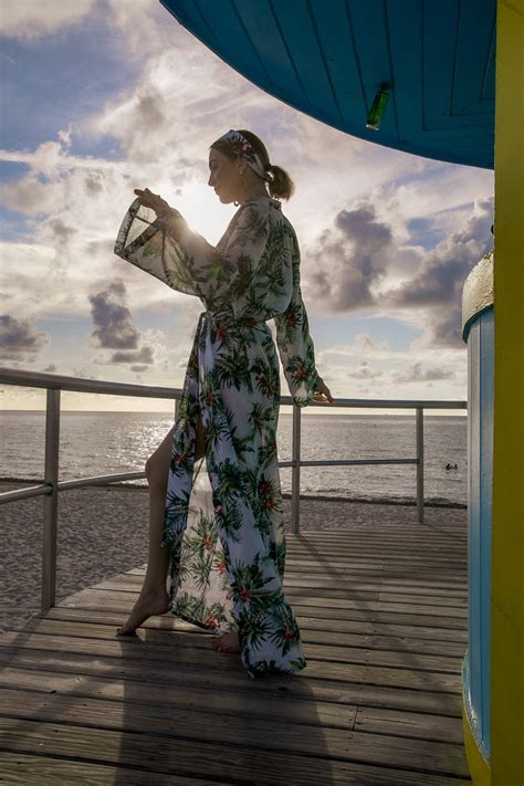 Miami Outfit Inspiration - How to dress in Miami