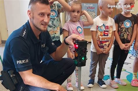 Og Lnopolski Dzie Przedszkolaka Z Policjantami Dla Dzieci Komenda