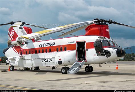 N239CH Columbia Helicopters Boeing Vertol 234 Photo by Diogo da ...