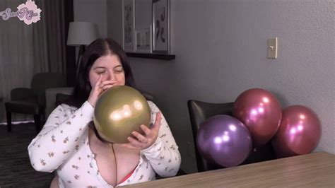 The Golden Balloon 4K Sarah Rae S Big Boob Emporium Clips4sale