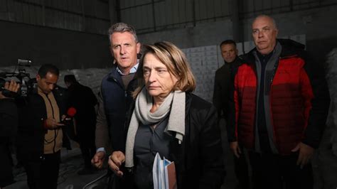 Descubr El Look De La Semana De La Reina Letizia Blanco Negro Y Nude El Nuevo Tr O Infalible