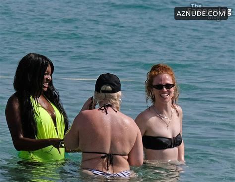 Jess Glynne Rocks A Sexy Black Bikini In Ibiza AZNude