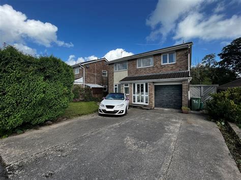 4 Bed Detached House For Sale In The Dell Tonteg Pontypridd Cf38 £