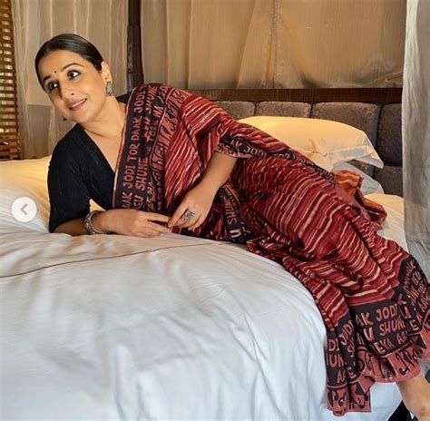 True Milfs Always Want To See You Naked Before You Jump In Their Bed Scrolller