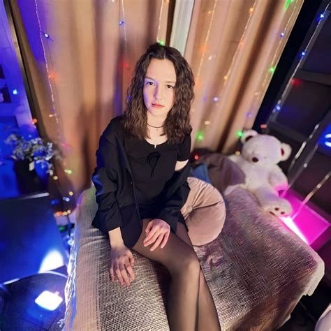 Nicole Kelly Cam Model Free Live Sex Show Chat Stripchat