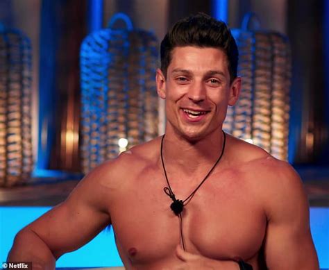 Netflix S VERY Raunchy Dating Show Too Hot To Handle Sets January 2022