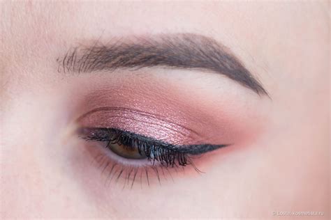 Huda Beauty Light Nude Obsessions Eyeshadow Palette моя идеальная базовая палетка Отзывы