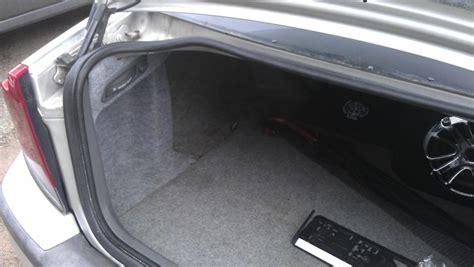 Чистый багажник — Volvo S60 (1G), 2,4 л, 2002 года | мойка | DRIVE2