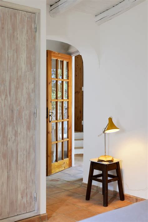 Almoada O Ref Gio No Interior Do Algarve Que Tem Uma Sex Shop Secreta Nit