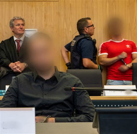 Versuchter Mord an Polizist Vier enthemmte Schläger und ein Fuck Cops Tattoo WELT