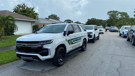 Sarasota Sheriff Releases 911 Call After Deputies Shoot Armed Suspect