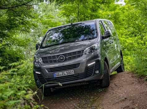 Долгожданное возвращение Opel в Россию: названы модели, которые первыми ...