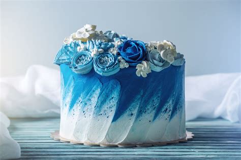 Blue wedding cake | Blue birthday cakes, Wedding cakes blue, Blue cakes