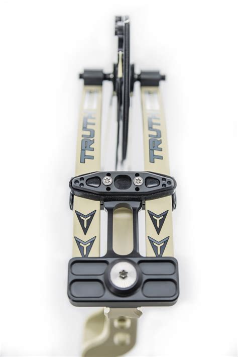 Truth Archery | Lightweight Hunting & Compound Bows for Archery