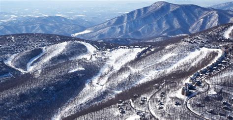 Wintergreen Resort Snowboarding