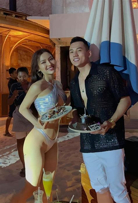 Netizen Ng N Ng M Tr C H Nh Nh Ph Ng Trinh Jolie Di N Bikini D