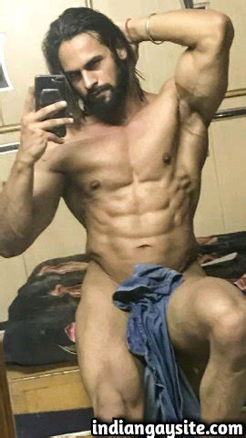 Indian Gay Porn Sexy Desi Hunk Showing Off His Hot And Muscular Naked Body And Teasing You