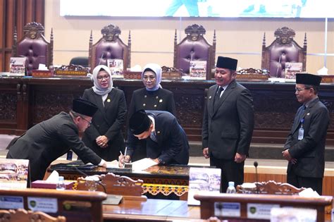 Dprd Prov Sumsel Bersama Gubernur Sepakati Kua Dan Ppas Apbd Prov